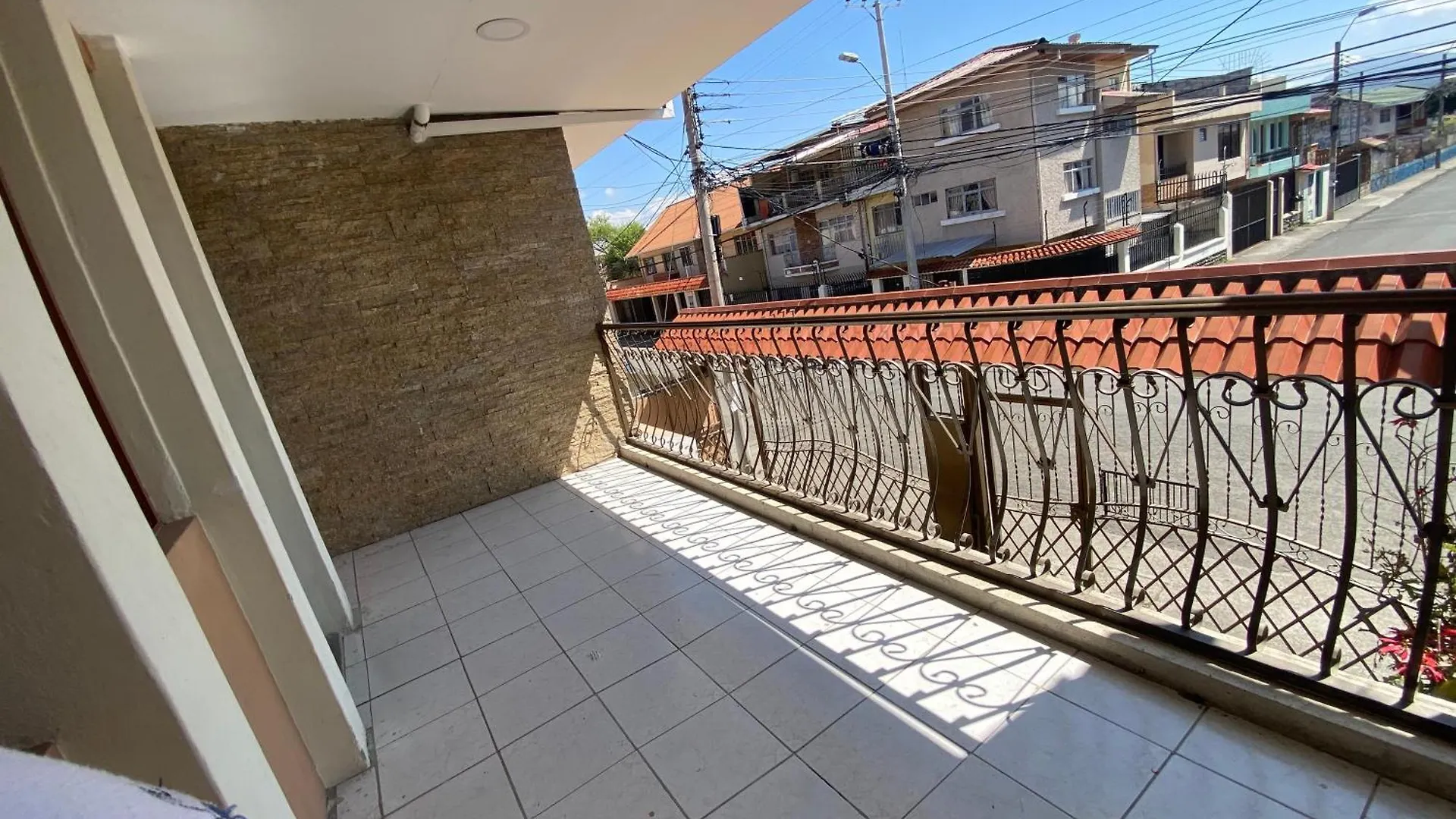 Departamento Gigante De 4 Dormitorios Para 10 Huespedes En El Centro Historico III Cuenca